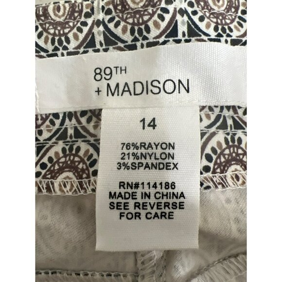 89th & Madison Sz 14 Stretch Trousers Women Brown Medallion Print Capri Length - Picture 5 of 7